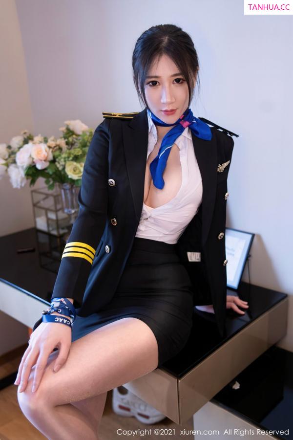 Coral 顾乔楠 空乘小姐姐顾乔楠 制服机长长发飘逸第19张图片